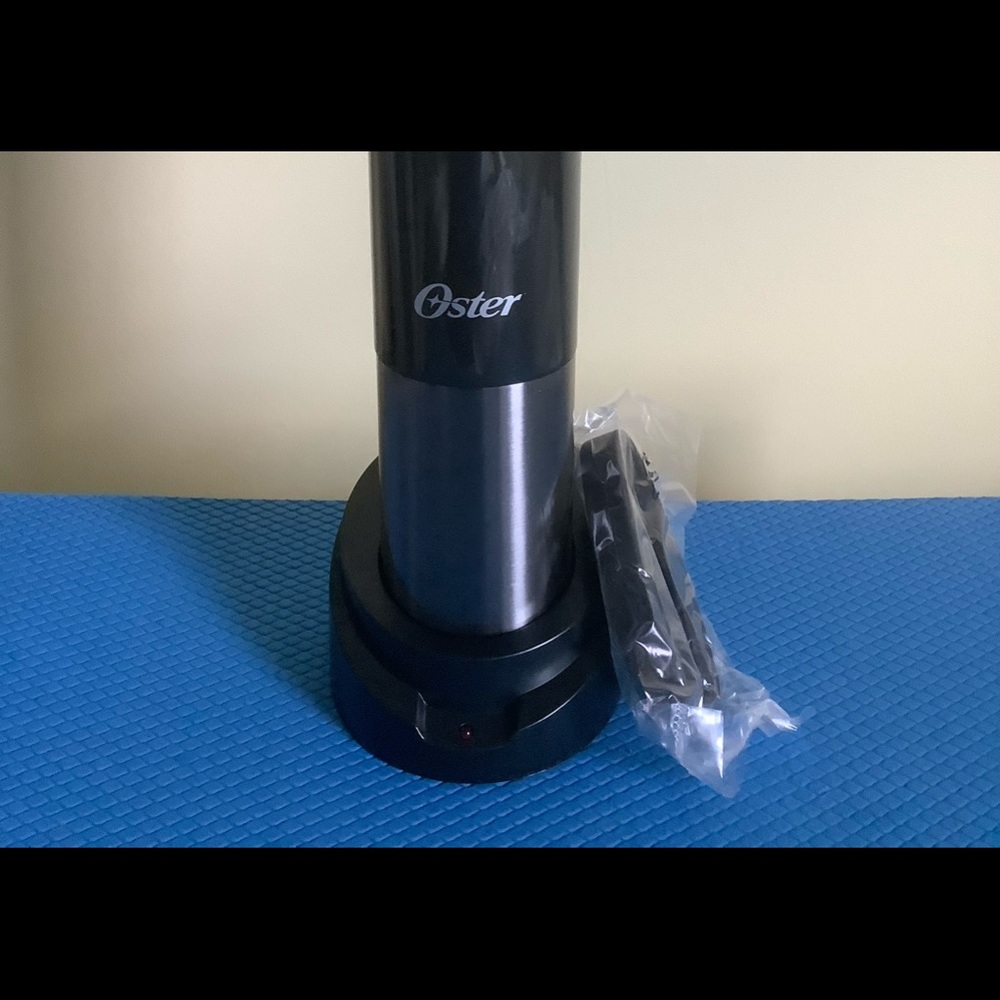 Oster Electric Wine🍷 Bottle Opener-BNIB